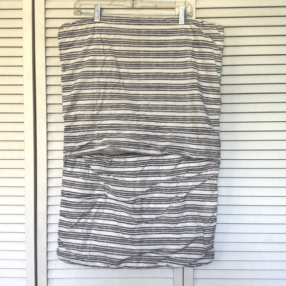 John Robshaw Quilted Block Pint Pillow Sham Standard-washed once never used. - Picture 2 of 2